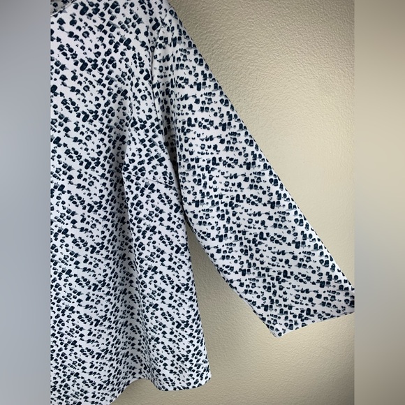 1x Mellowday White with Navy Blue Pattern Work Blouse  with 3/4 length sleeves - Picture 6 of 6